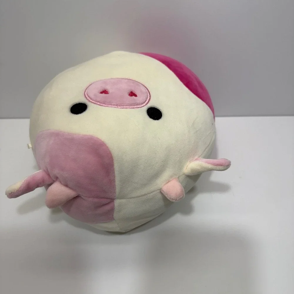 Squishmallows Caedyn the Cow 8 Inch Pink Cream Heart Nostrils Plush Claire's Toy